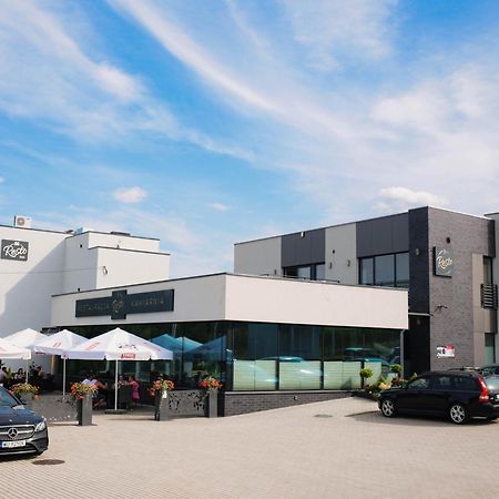 Resto Inn - Smart Apartamenty Blisko Energylandii Polwies Экстерьер фото