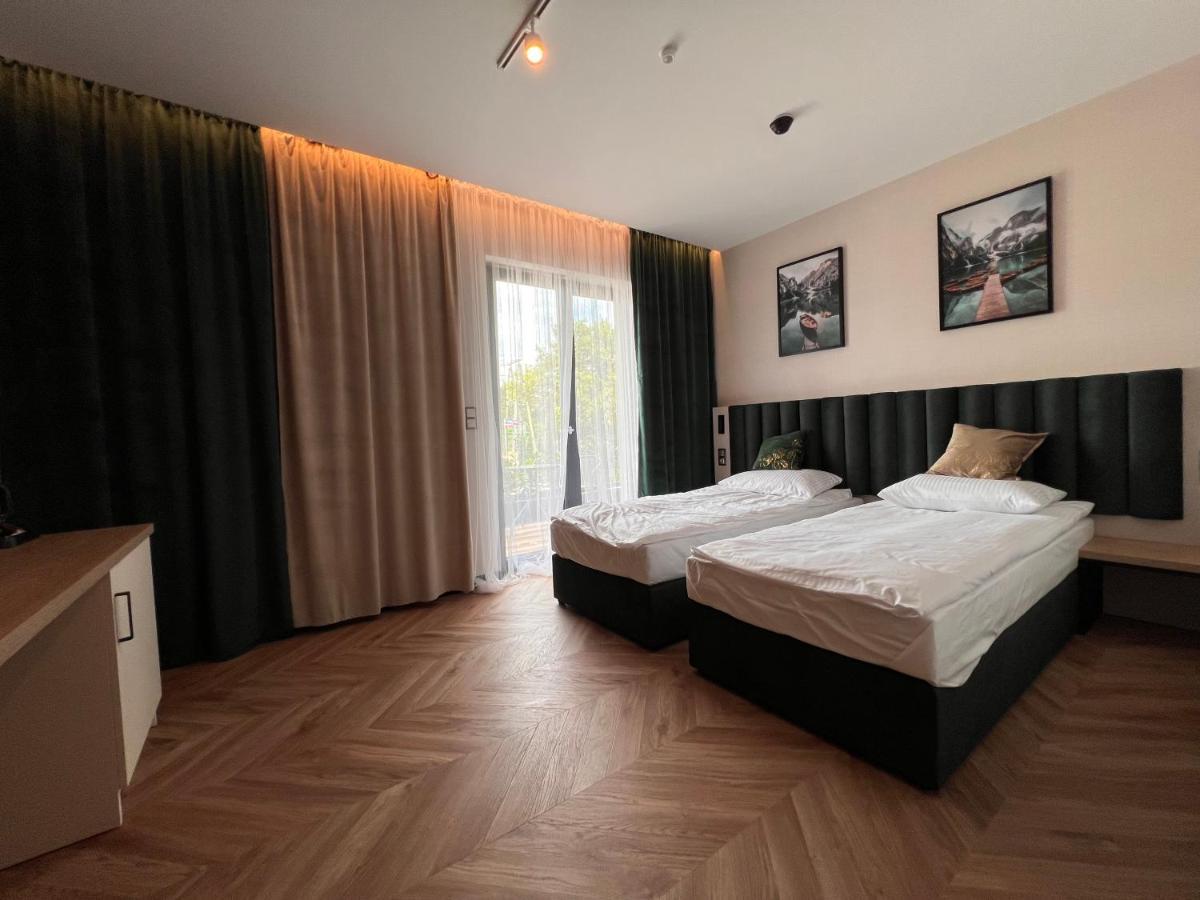 Resto Inn - Smart Apartamenty Blisko Energylandii Polwies Экстерьер фото